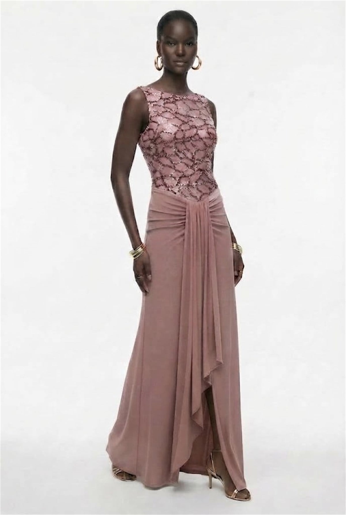 Payet Halter Yaka Elbise