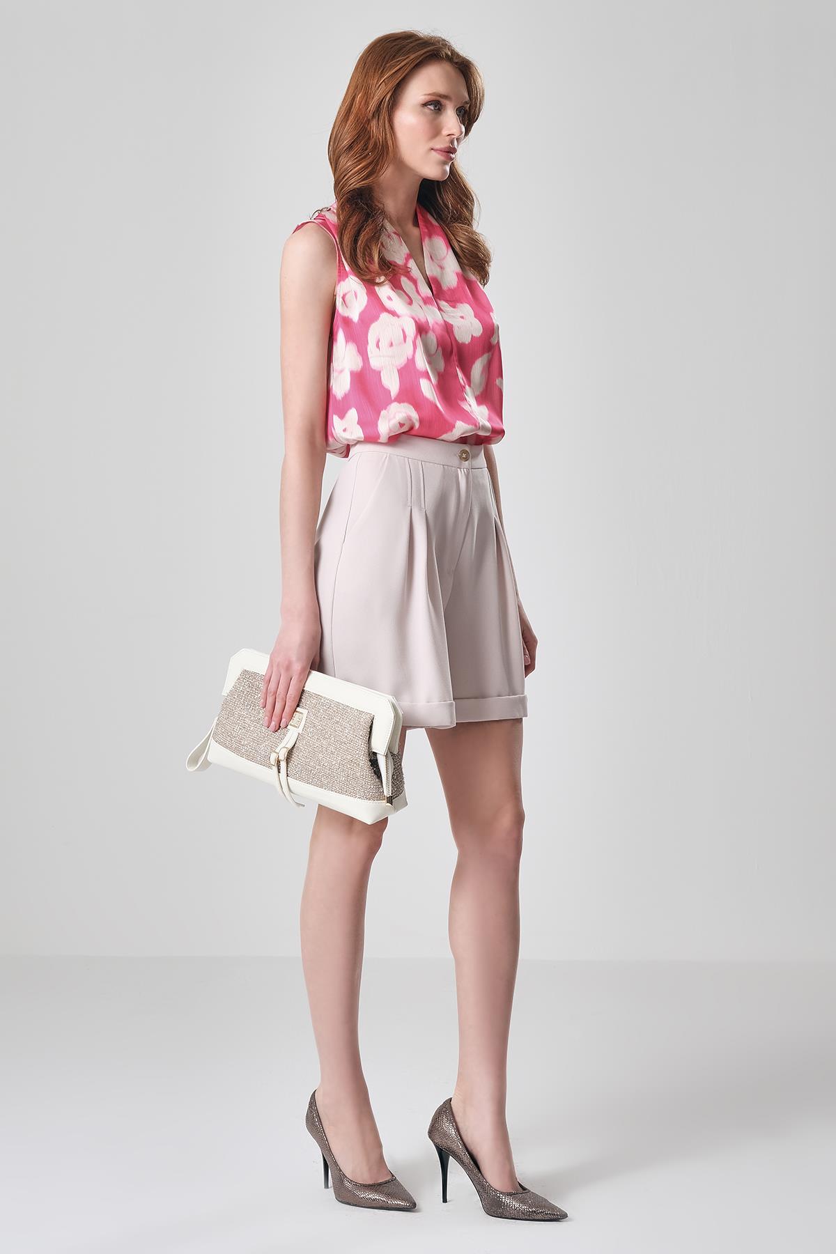 Pilii Detaylı Cepli Şort