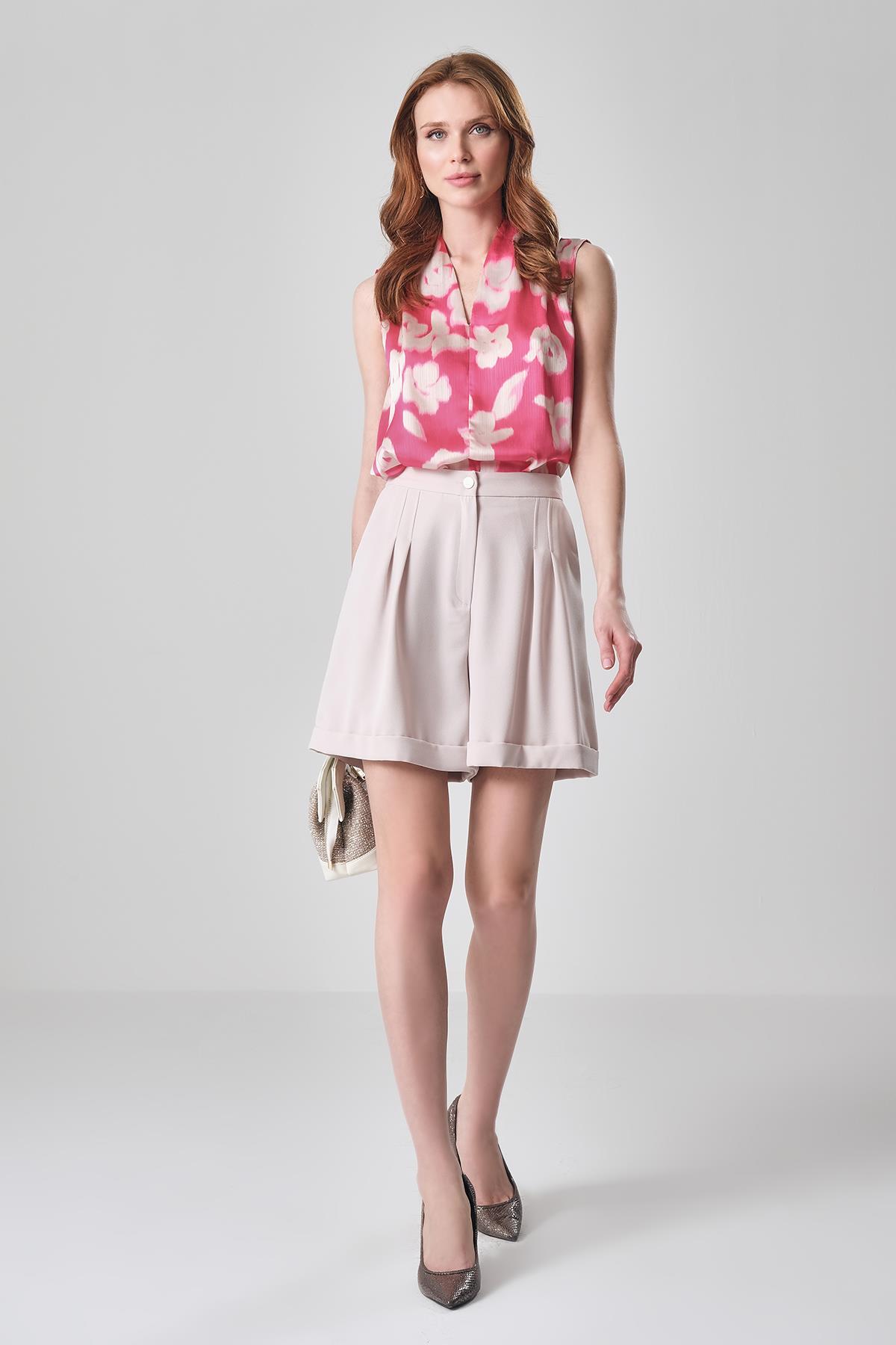 Pilii Detaylı Cepli Şort