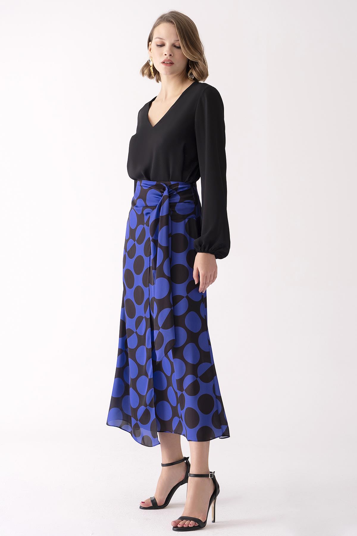 Puantiye Desenli Saten Etek