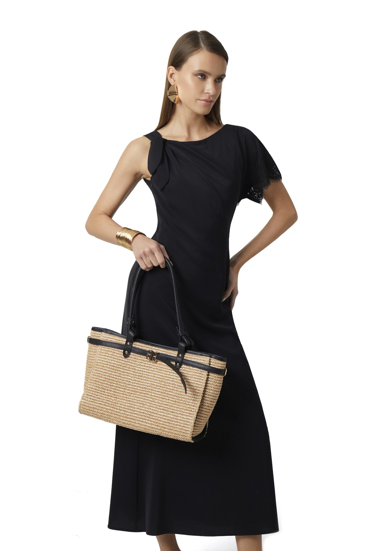 Saten Dantel Detaylı Elbise