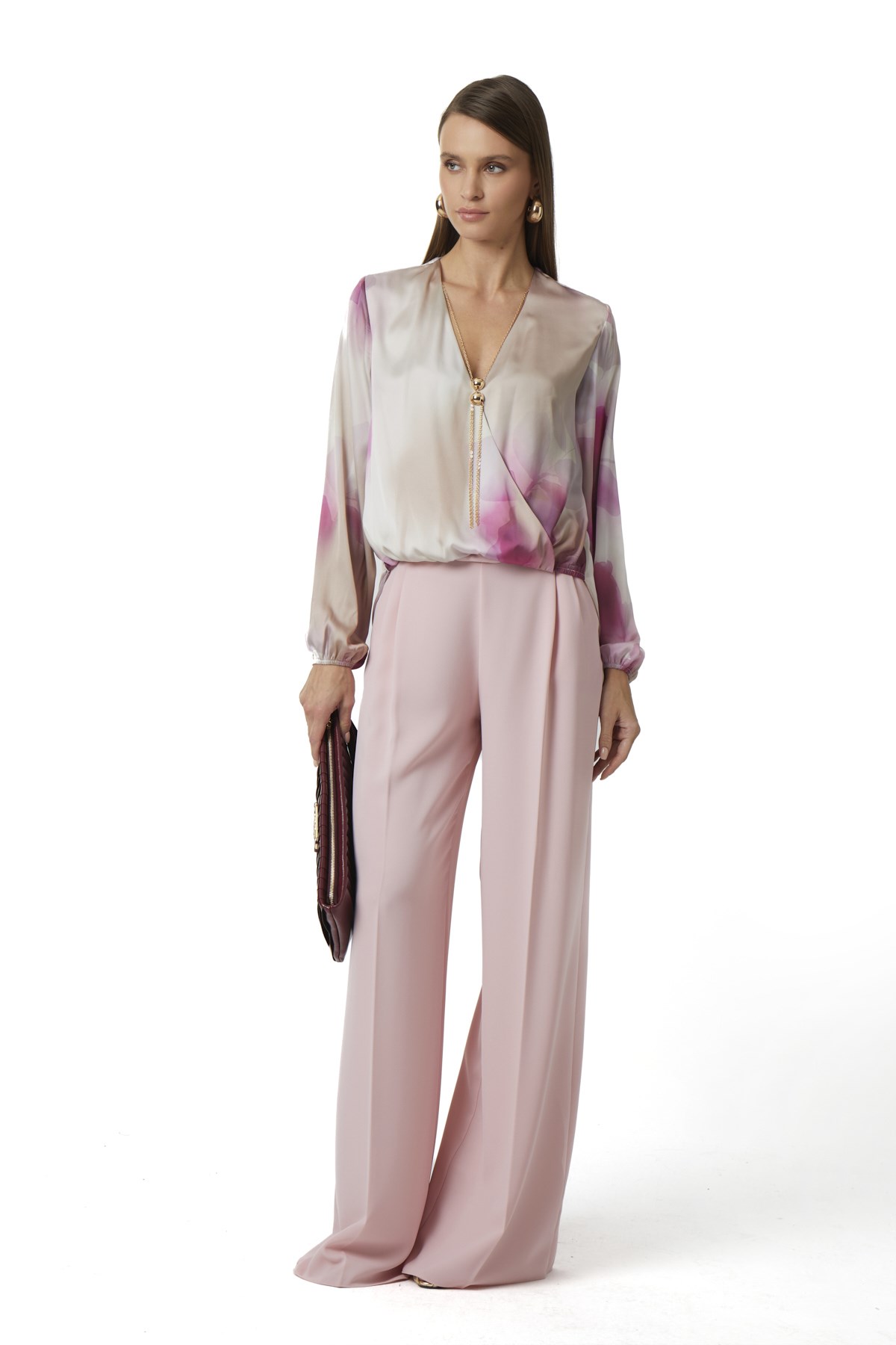 Saten Kolye Detaylı Kruvaze Bluz