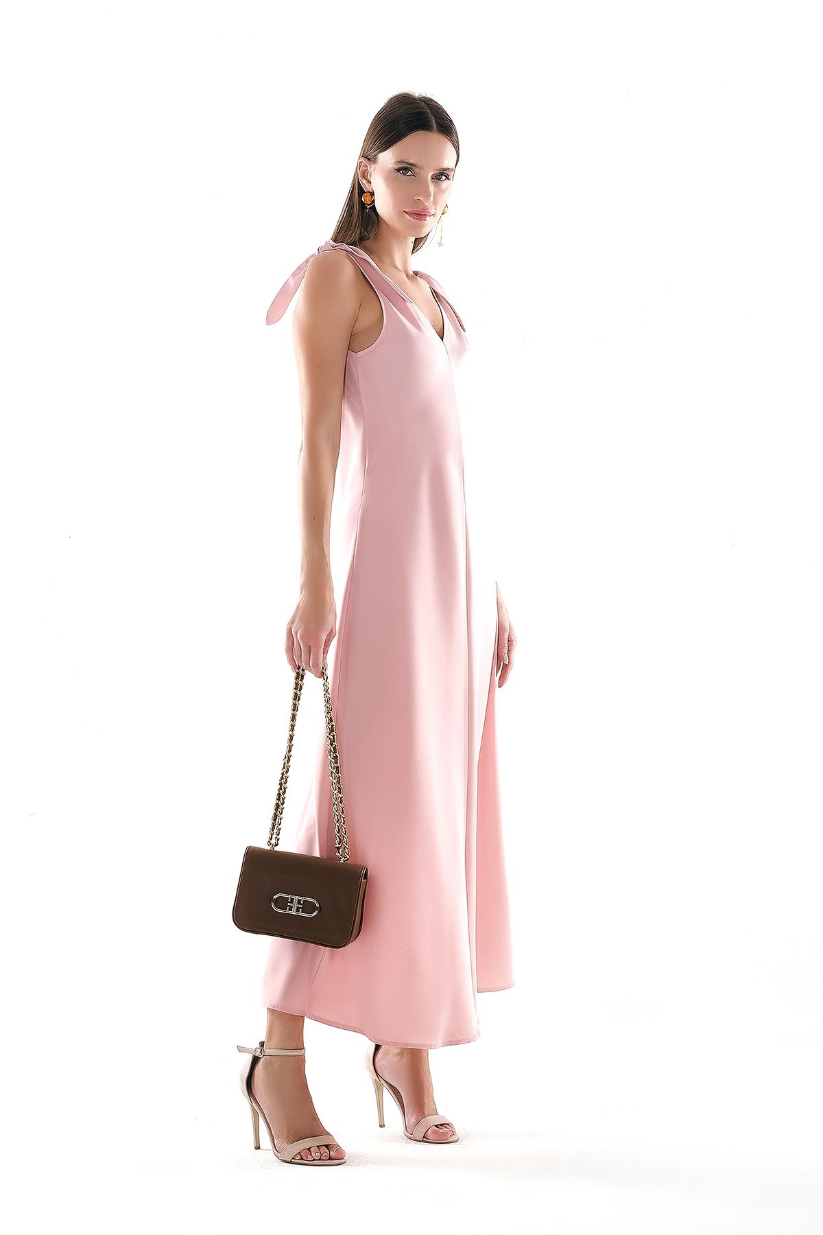 Saten Omuzu Bağlamalı Çift Taraf Kumaş Detaylı Midi Boy Elbise