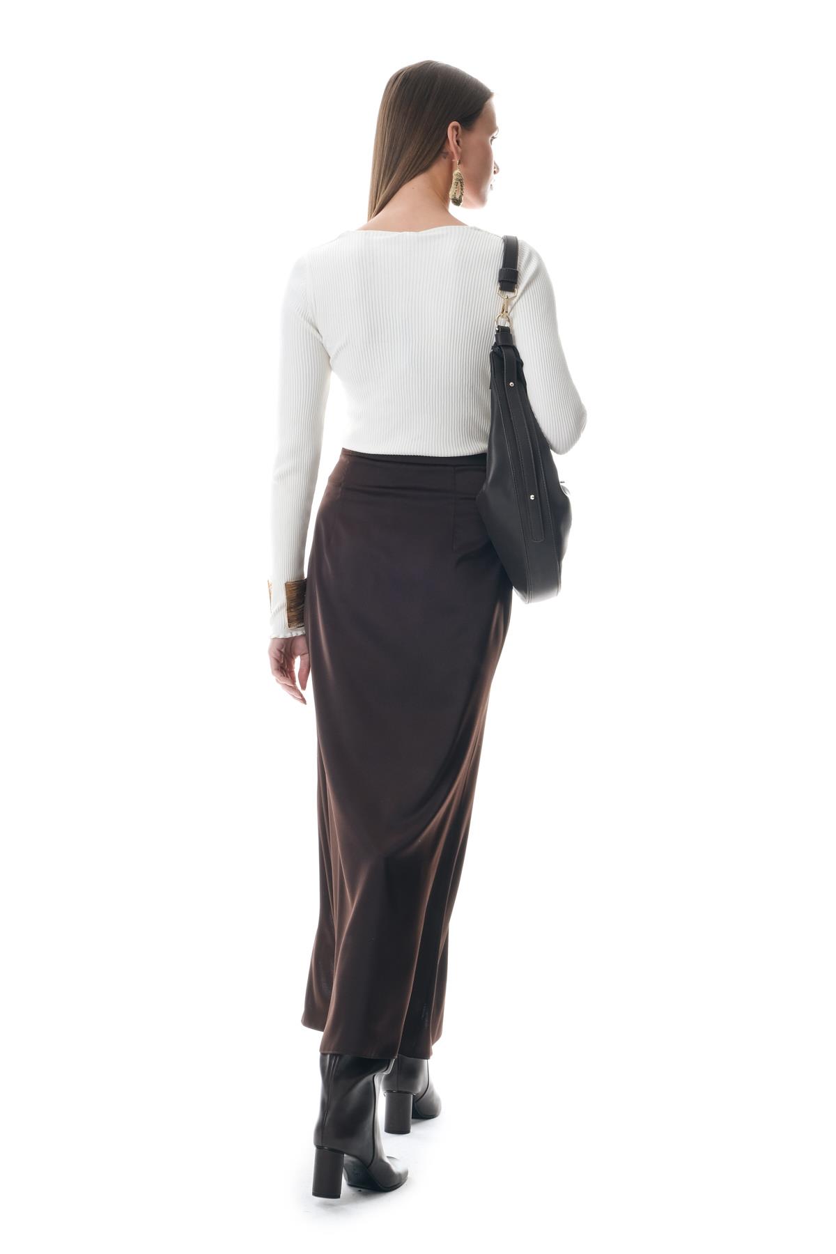 Saten Önden Volanlı Midi Yırtmaçlı Etek