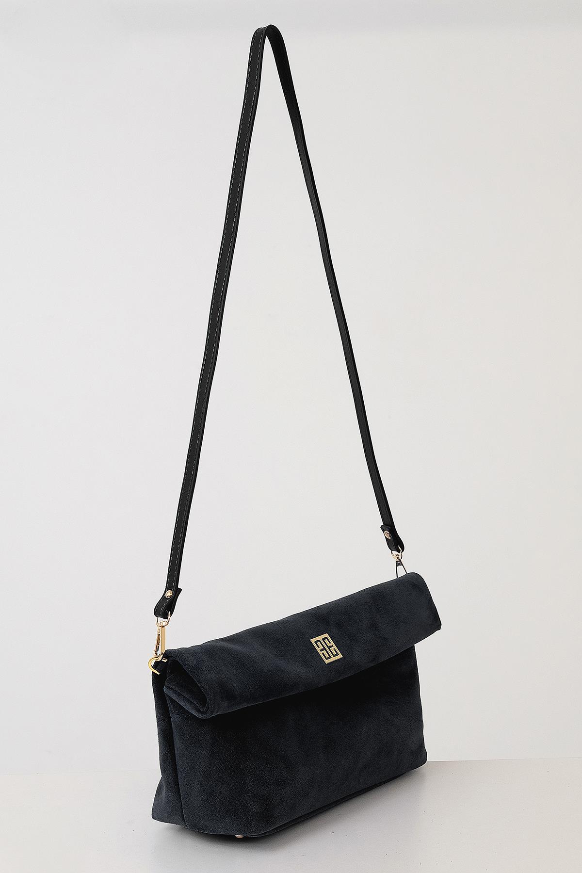 Süet Katlanır Kapamalı Şık Çanta