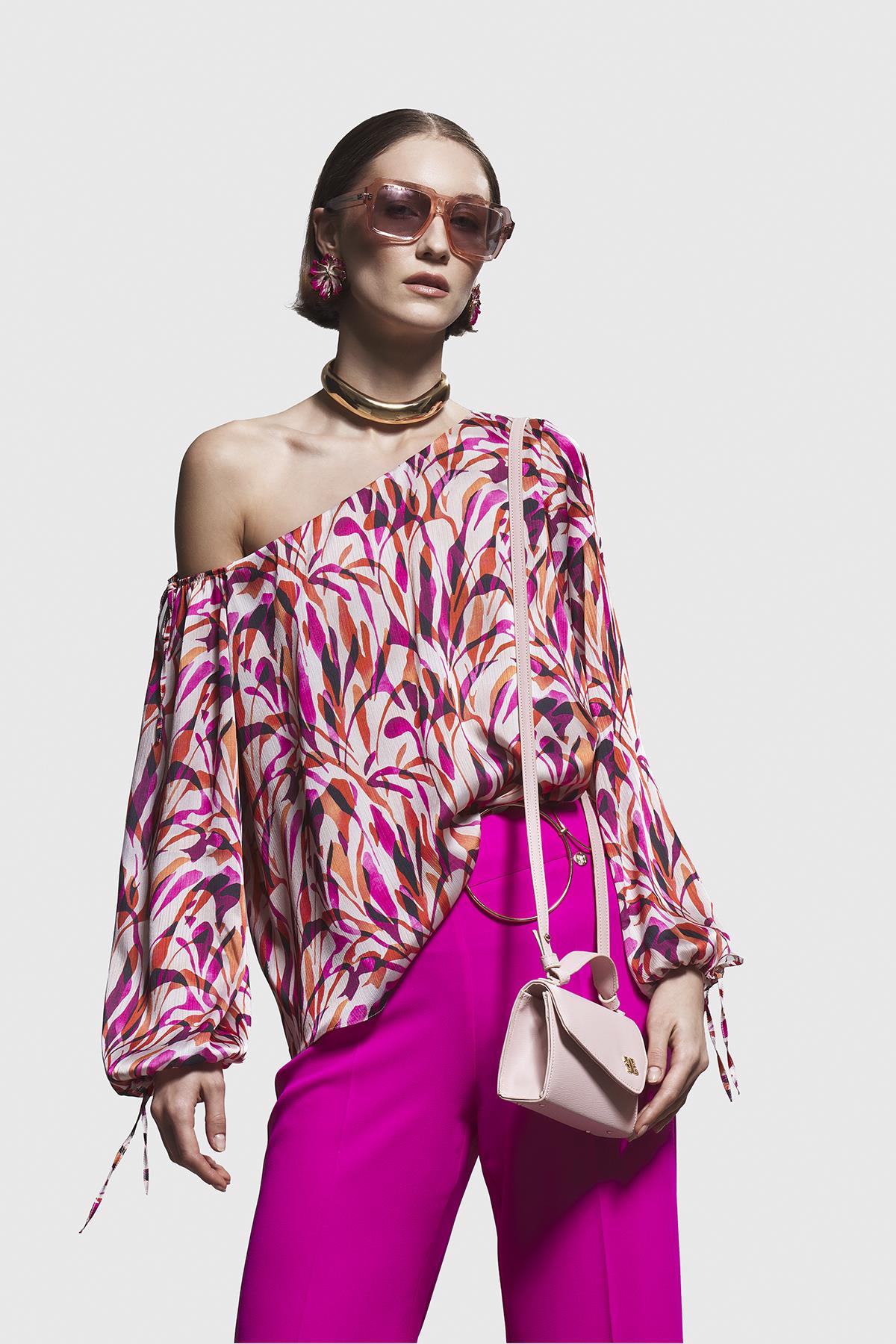 Uzun Askılı Çarpraz Düz Kullanımlı Mini Şık Çanta