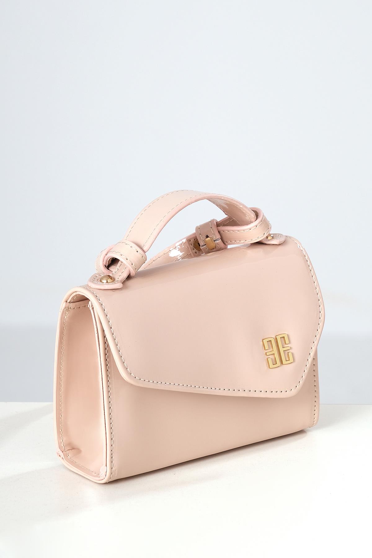 Uzun Askılı Çarpraz Düz Kullanımlı Mini Şık Çanta