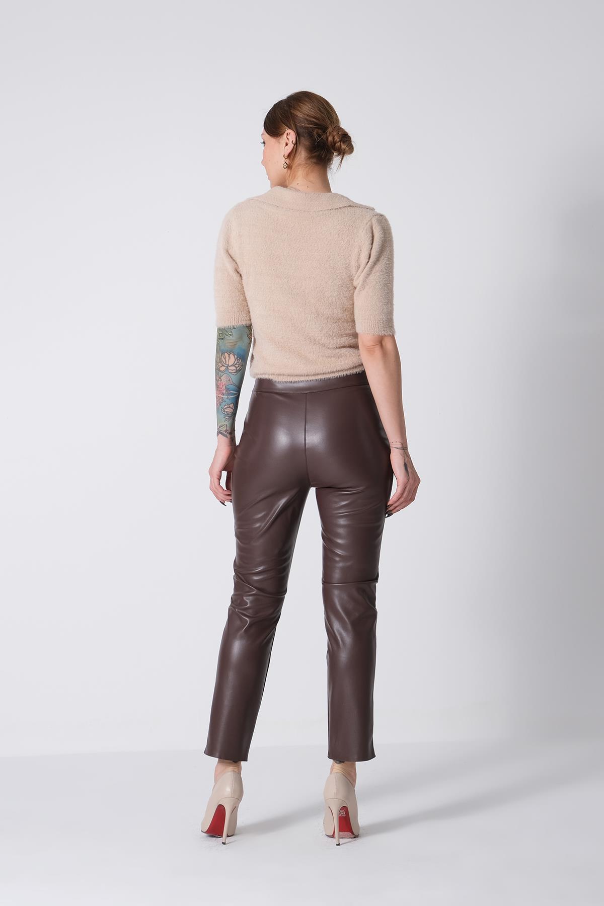 Vegan Deri Gold Metal Logolu Yüksek Bel Pantolon