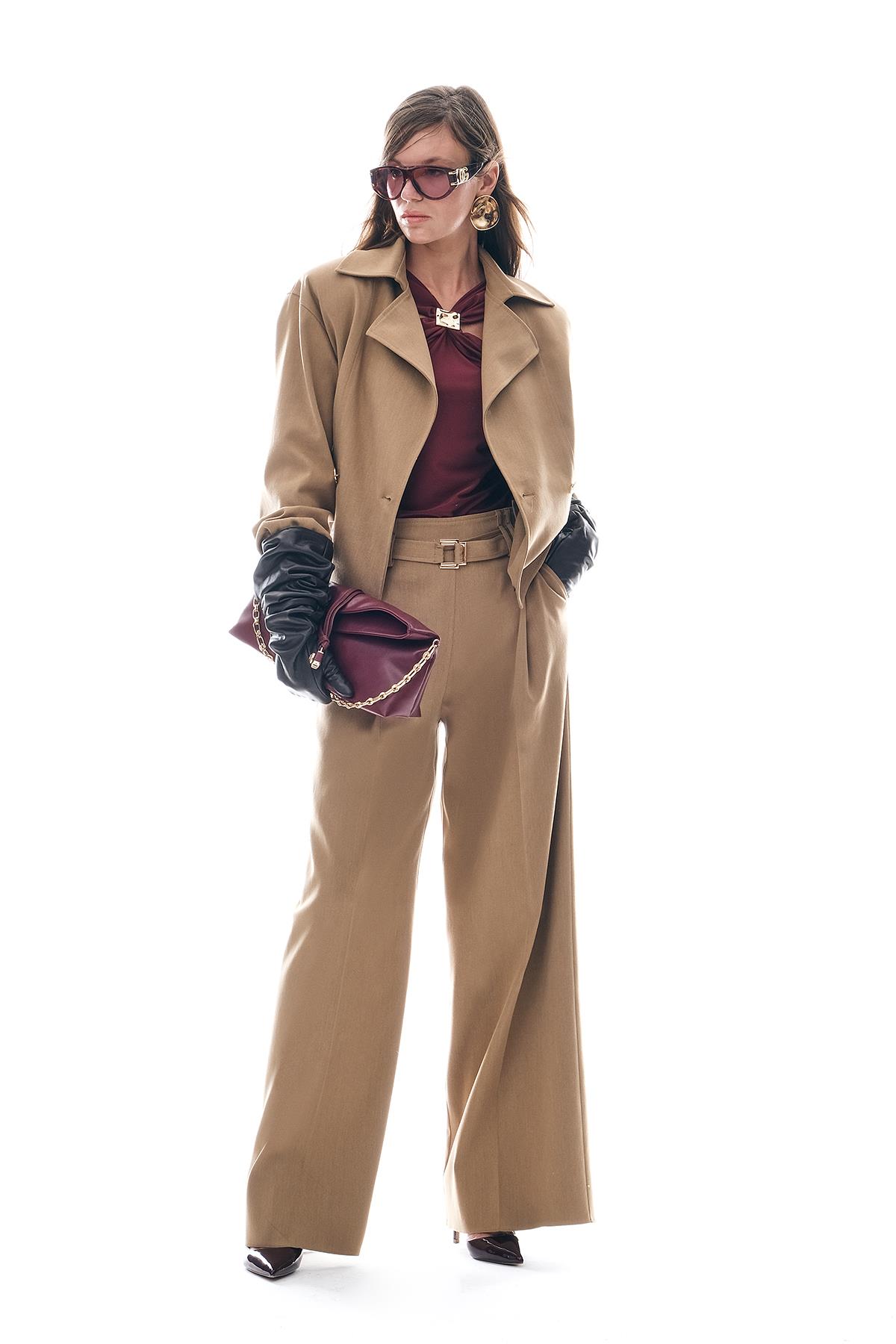 Yakalı Kruvaze Gold Düğmeli Oversize Ceket