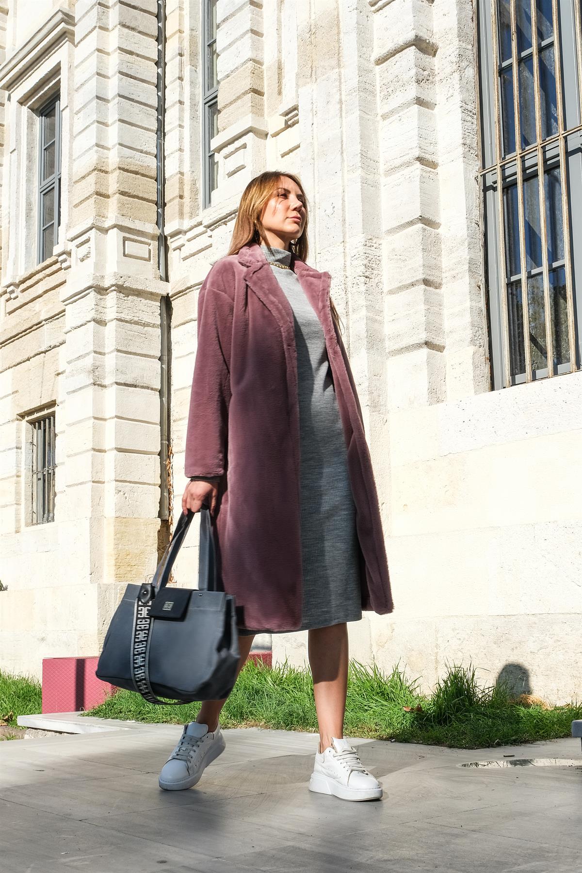 Yakalı Suni Kürk Kaban