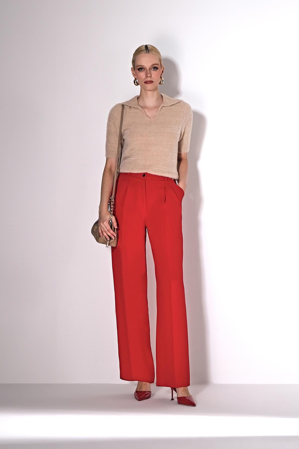 Yakalı Tüylü Dokulu Triko Kazak