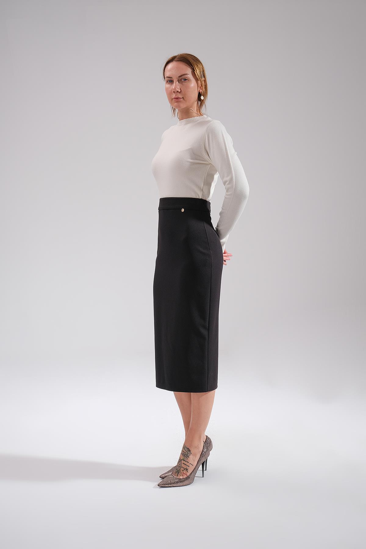 Yırtmaç Detaylı Midi Etek