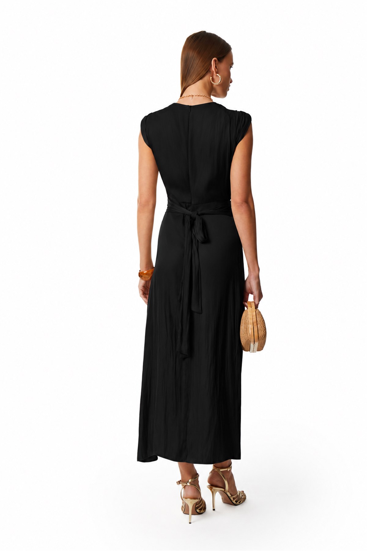 Yırtmaçlı Ve Drape Detaylı Elbise