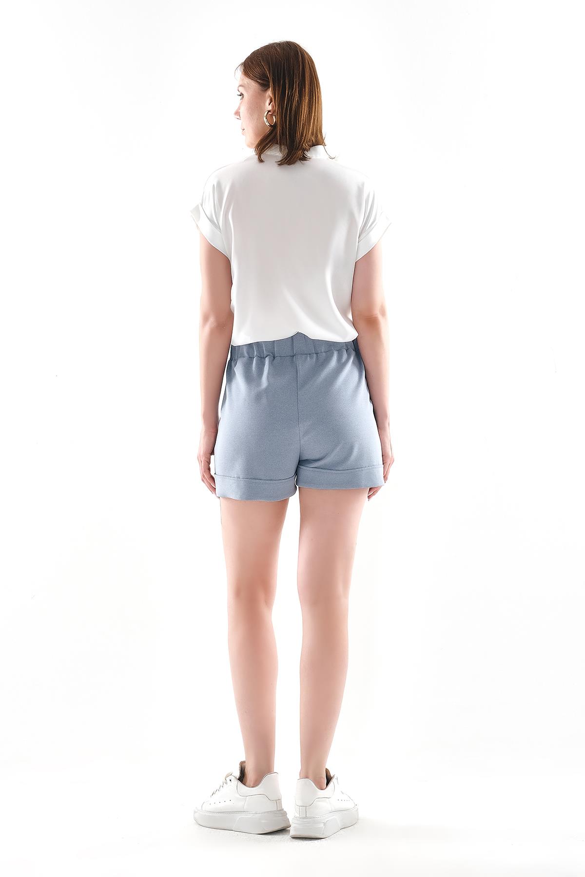 Yüksek Bel, Beli Kurdele Detaylı Şık Şort.