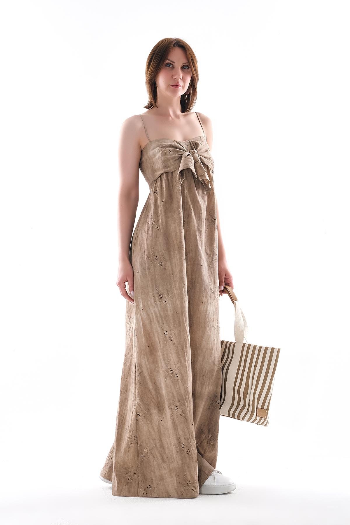 Zarif Fiyonk Detaylı, Şık Ve Rahat  Maxi Elbise.