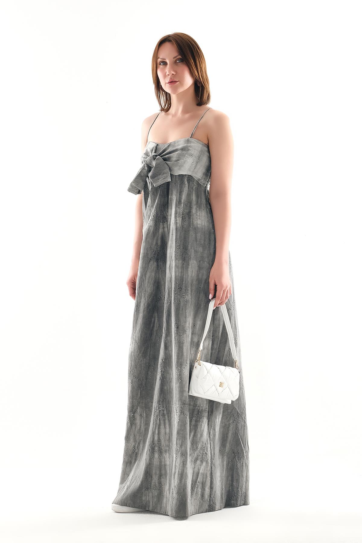 Zarif Fiyonk Detaylı, Şık Ve Rahat  Maxi Elbise.