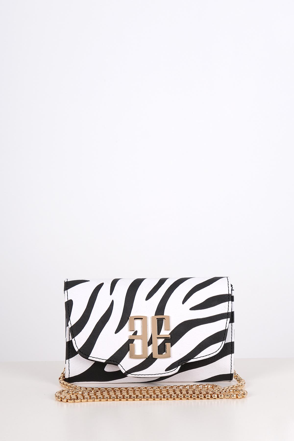 Zebra Desenli Metal Logolu Clutch Çanta(Kampanyalı Ürün)