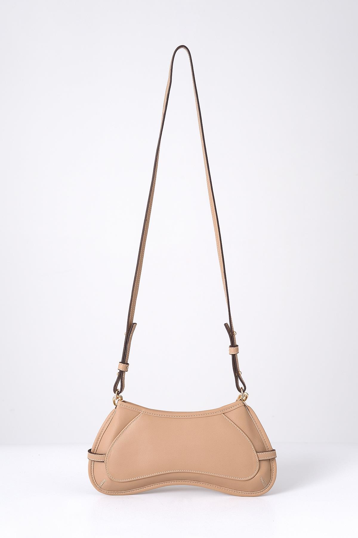 Zincir Aksesuarlı Uzun Deri Askılı El Omuz Çanta