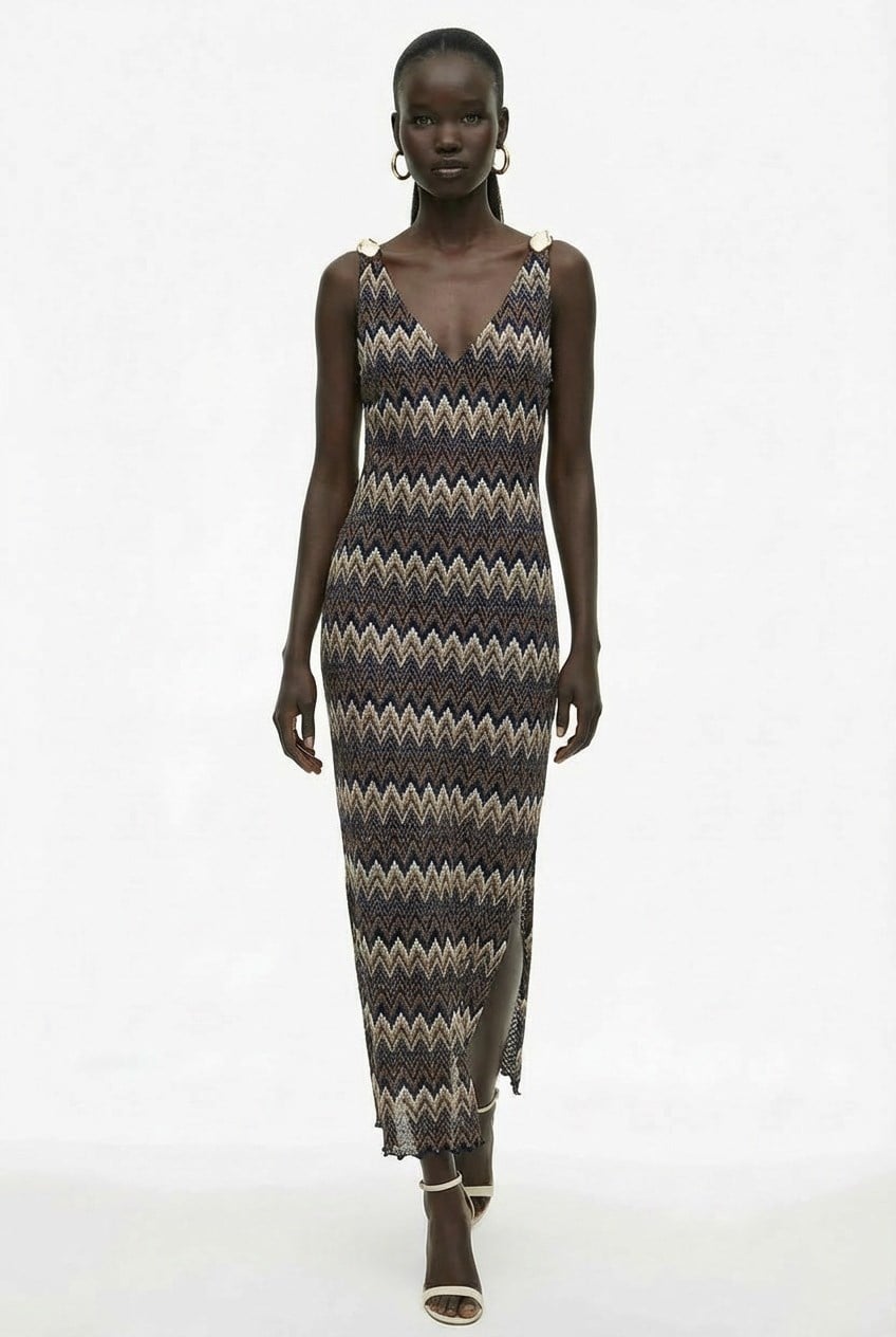 Aksesuar Detaylı Elbise