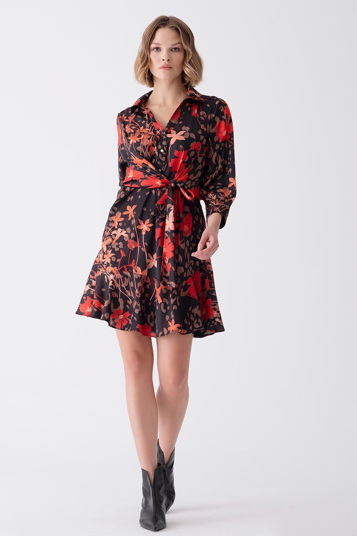 Çiçek Desenli Mini Elbise