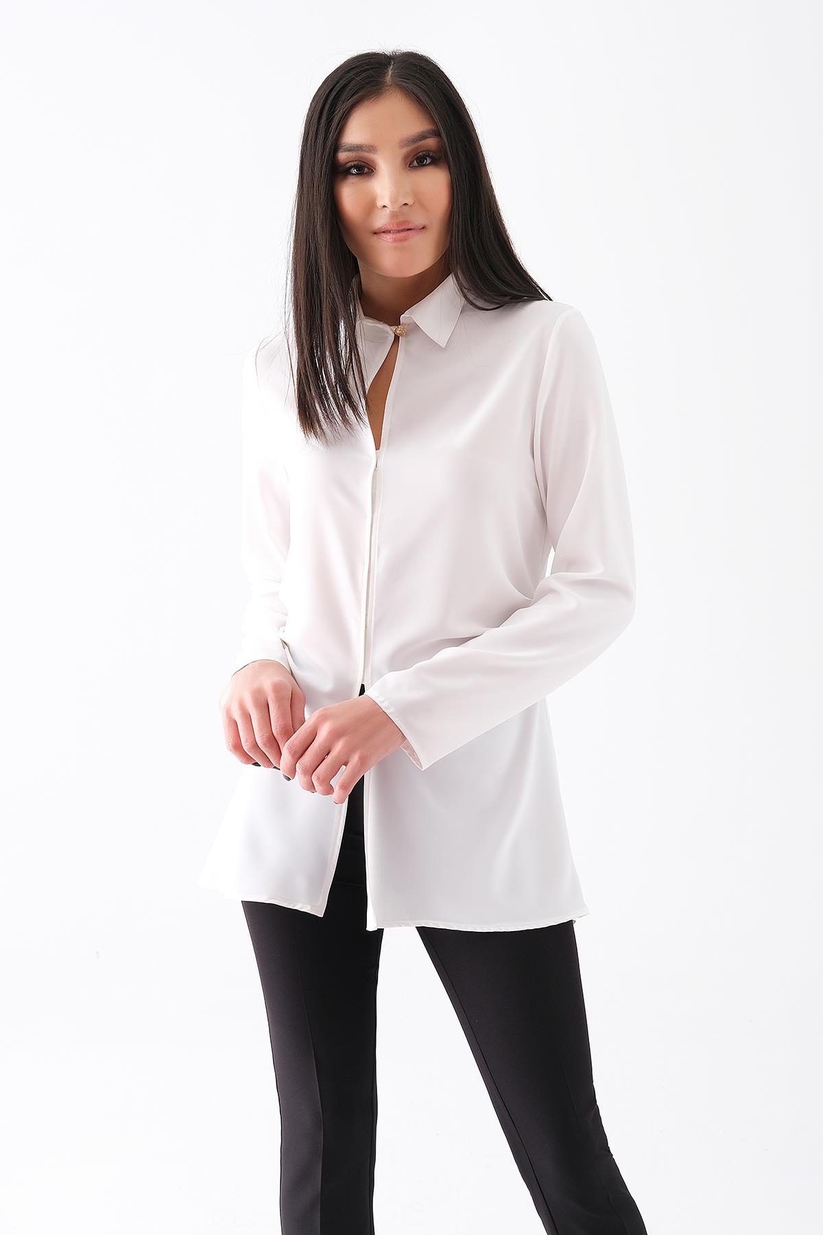 Dekolte Yakalı Gömlek