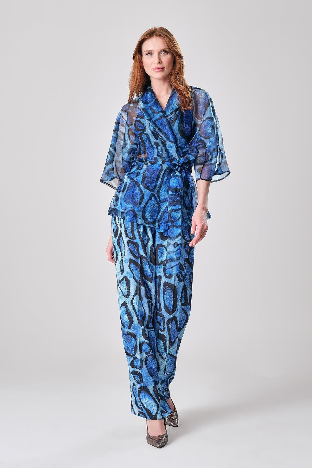 Desenli Saten Gold Düğmeli Yandan Cepli Bol Paça Pantolon