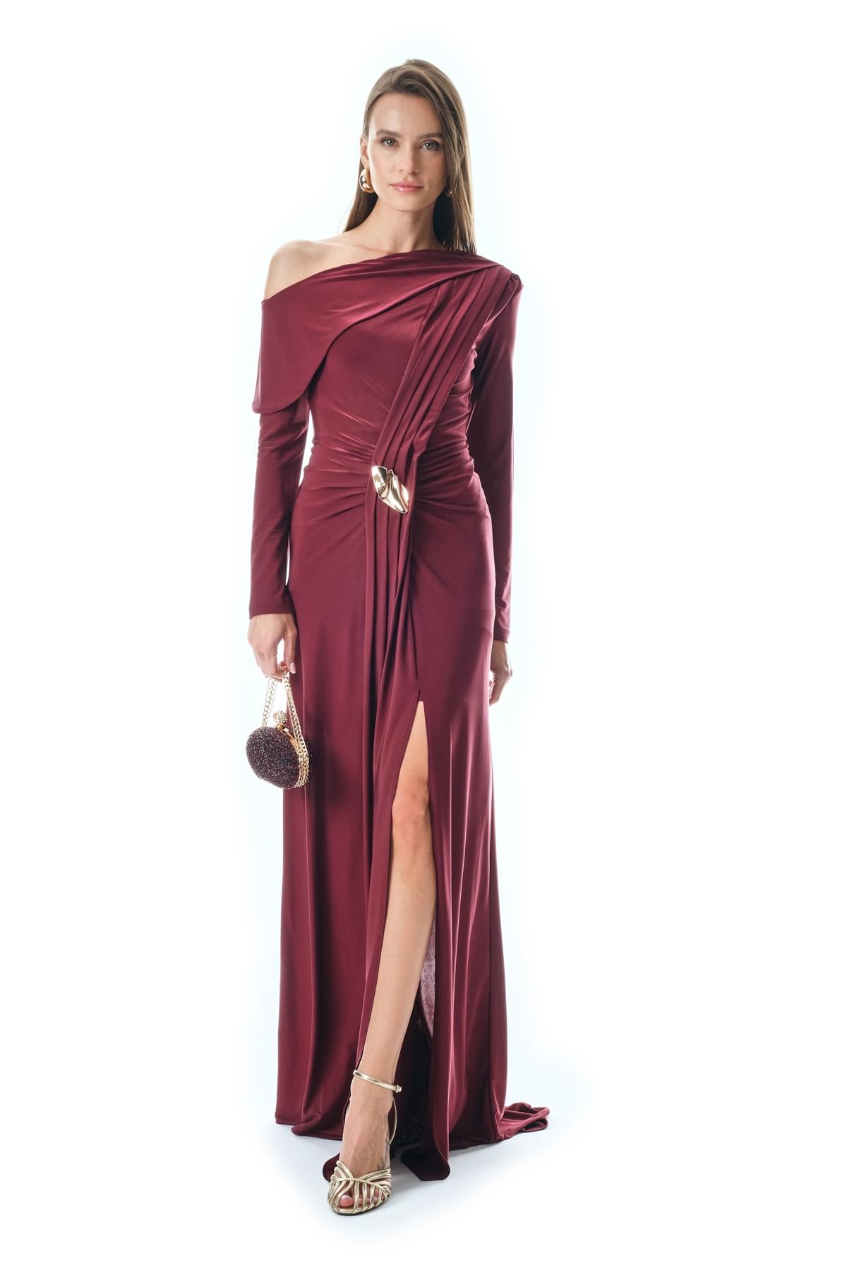 Düşük Omuzlu Drapeli Abiye Elbise