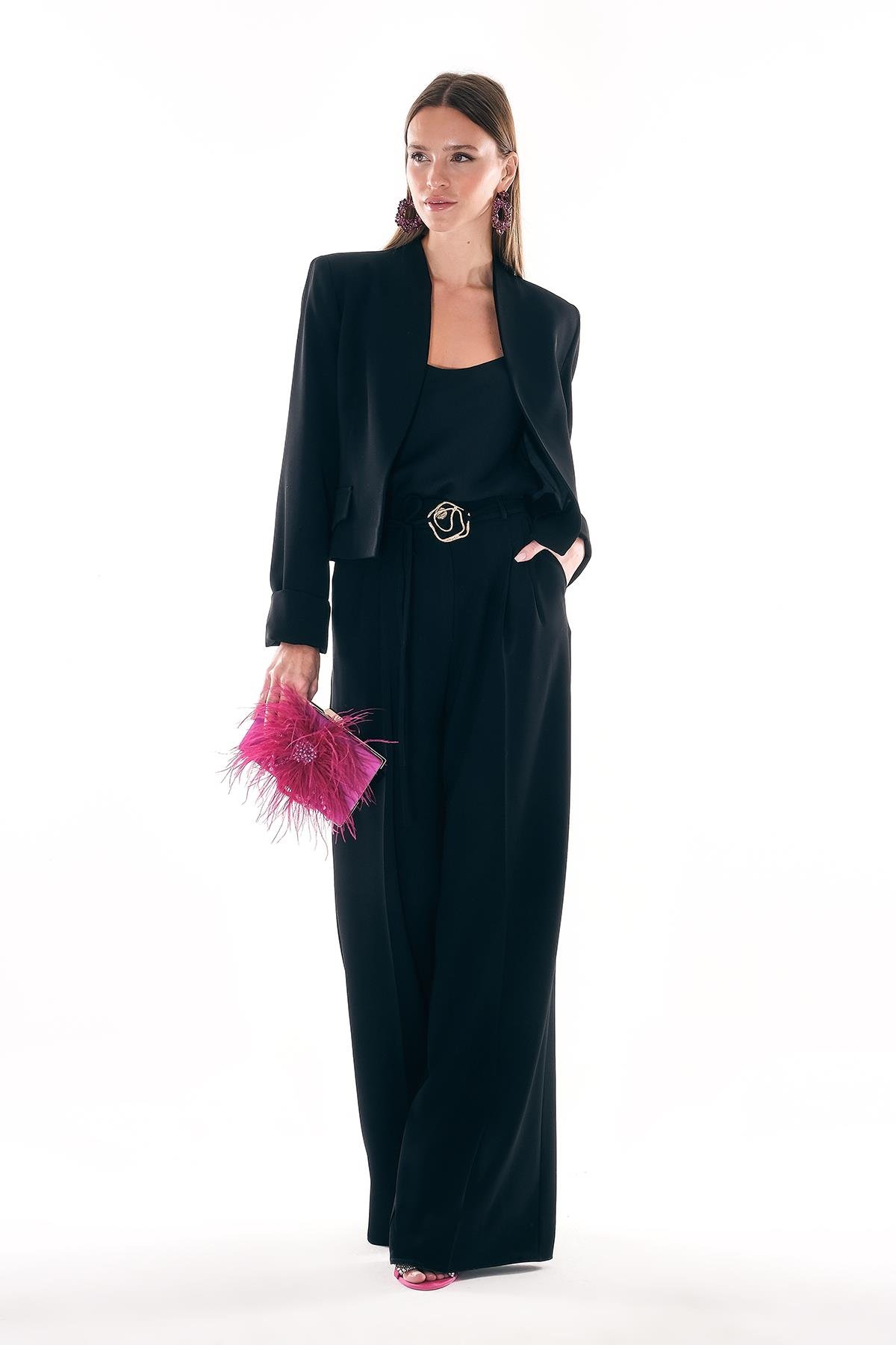 Gold Aksesuar Detaylı Bağçıklı Bol Paça Pantolon