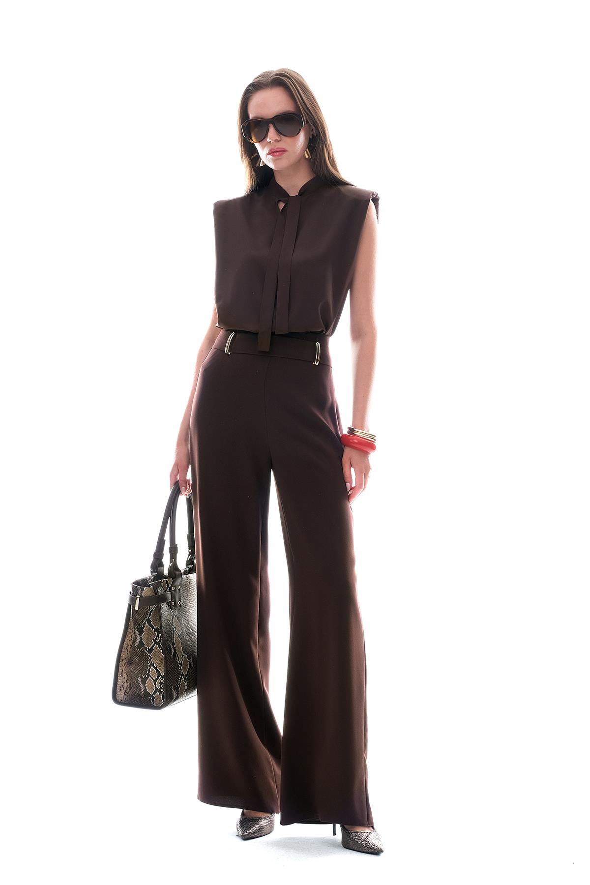 Gold Aksesuarlı Bol Paça Pantolon