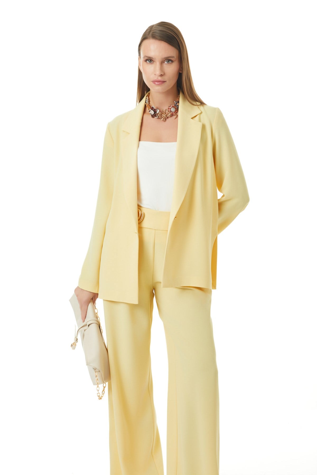 Gold Düğmeli Yırtmaç Detaylı Oversize Ceket