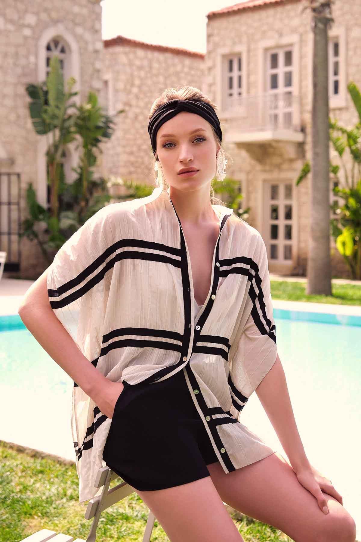 Kol Detaylı Gömlek