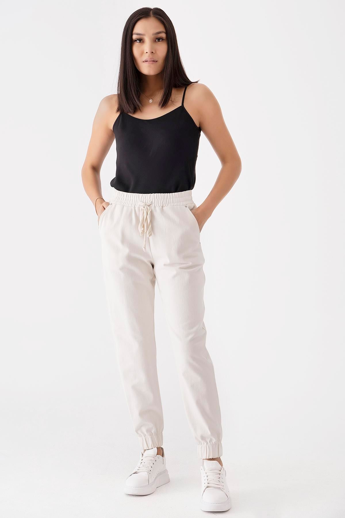 Logo Detaylı Jogger Pantolon