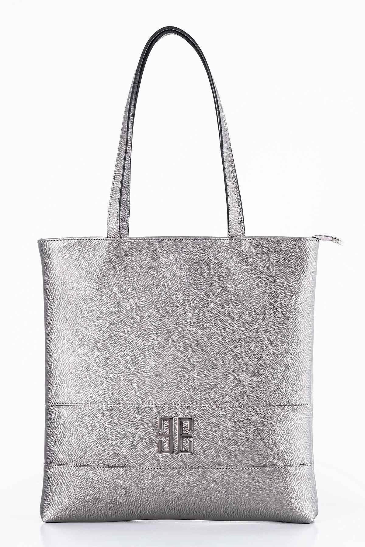 Metal Logo Detaylı Tote Çanta