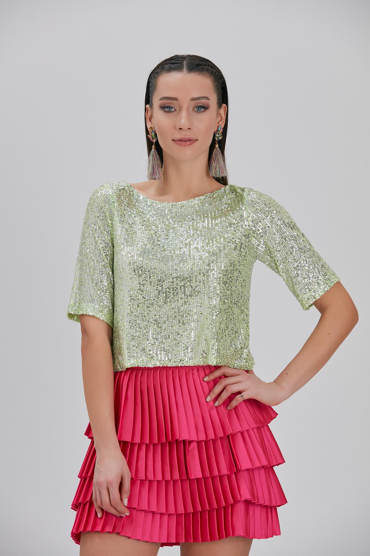 Sırt Dekolteli Bluz