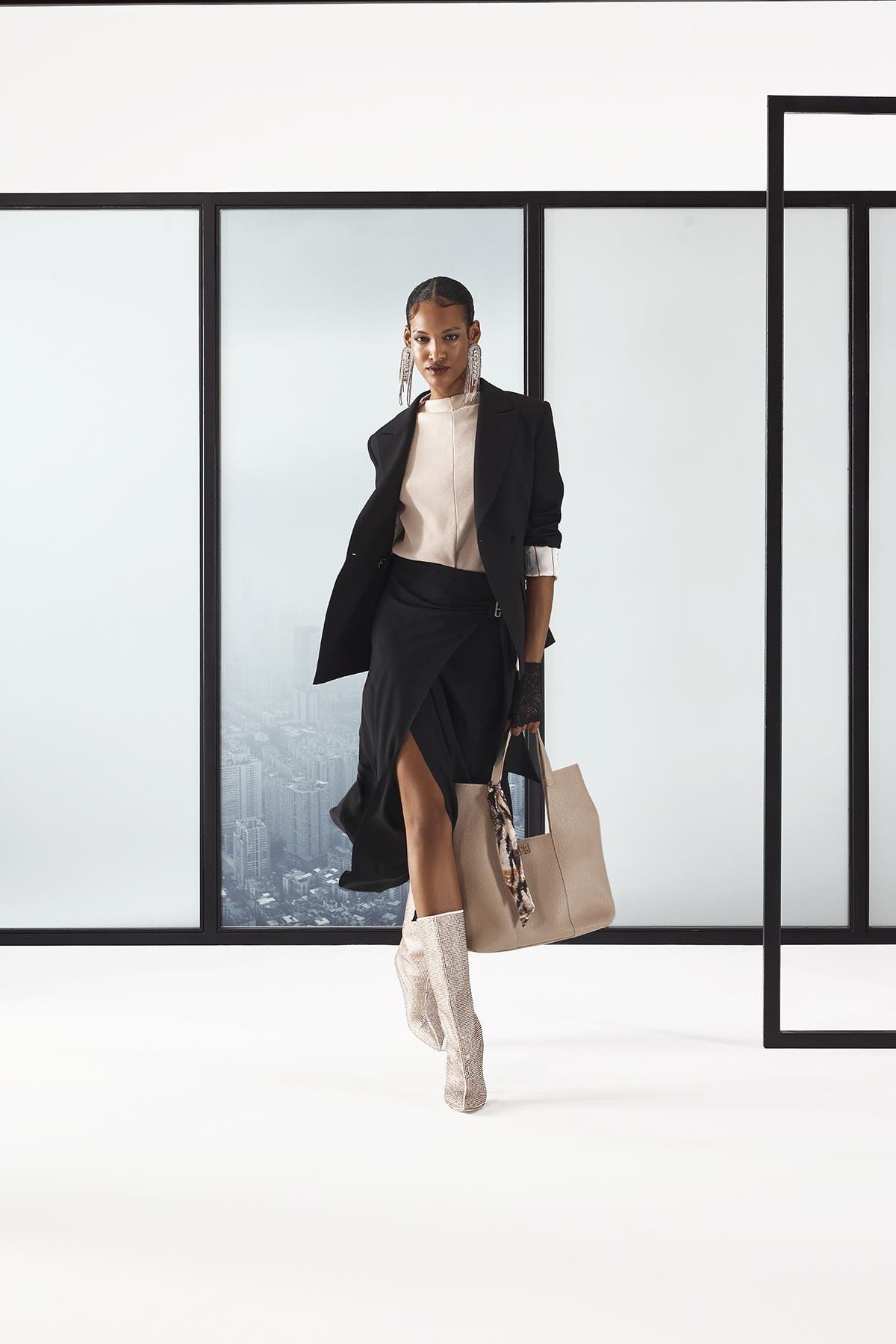 Taşlı Gold Toka Aksesuarlı Anvelop Midi Etek