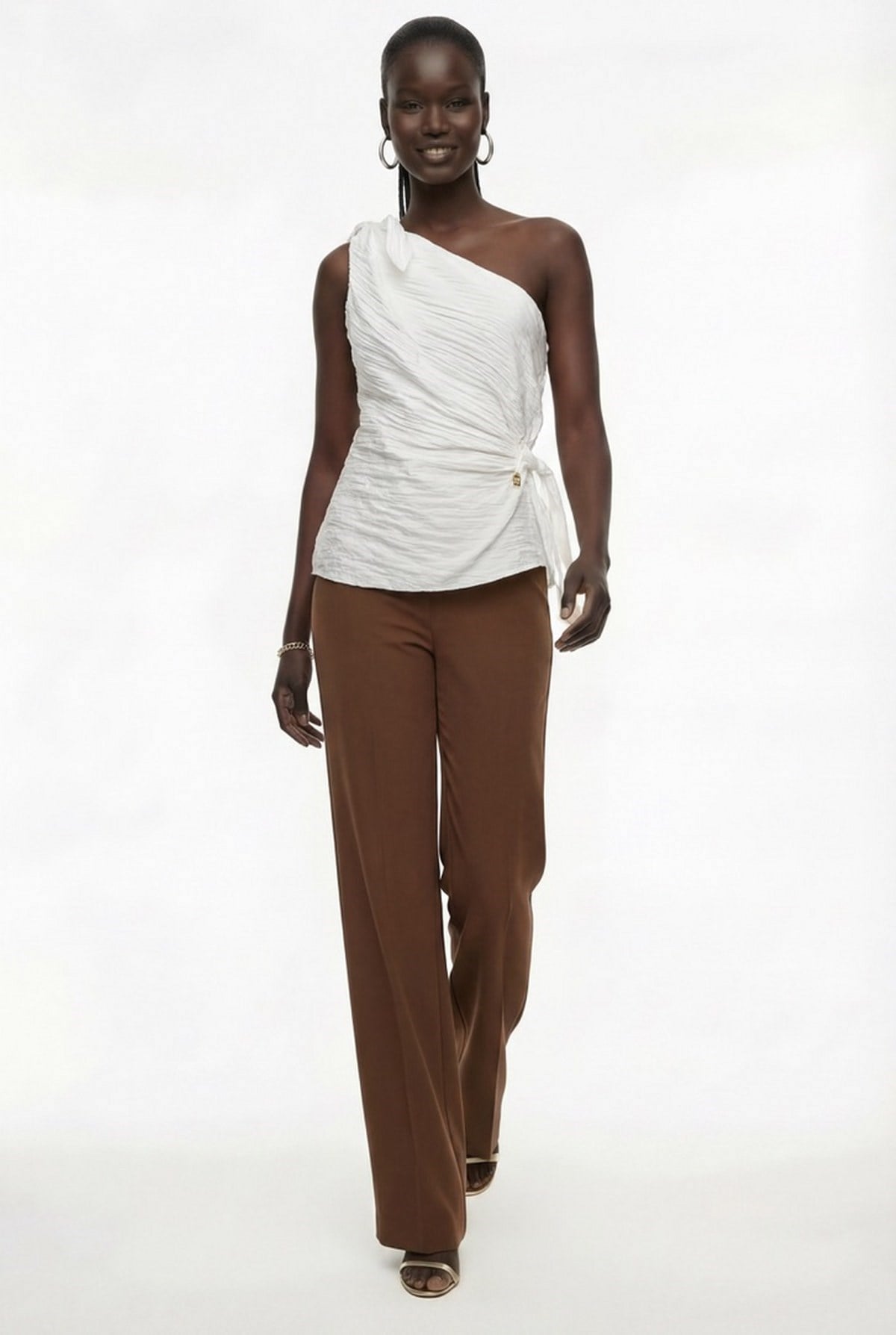 Tek Omuz Bağcıklı Bluz