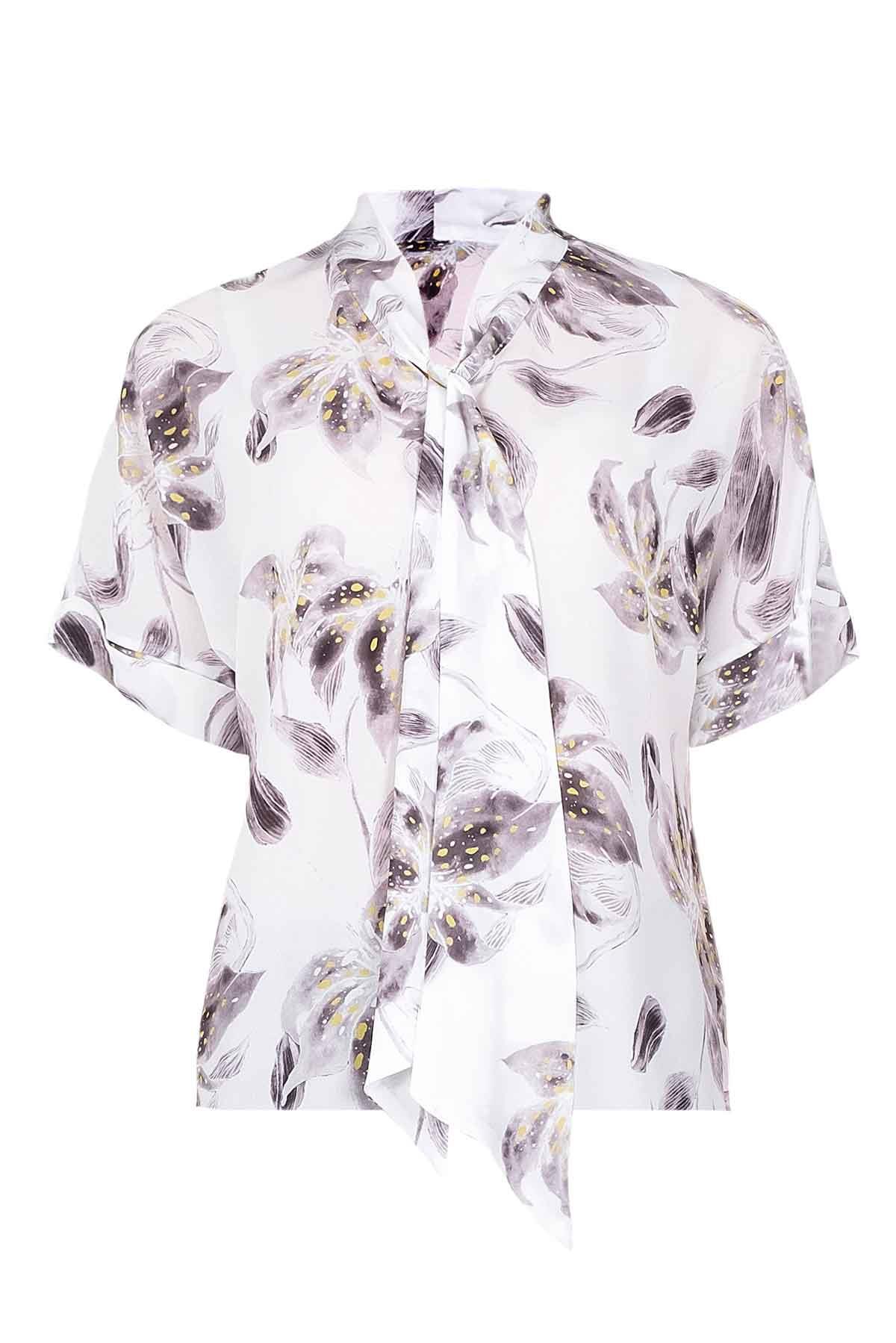 Yakası Fularlı Bluz