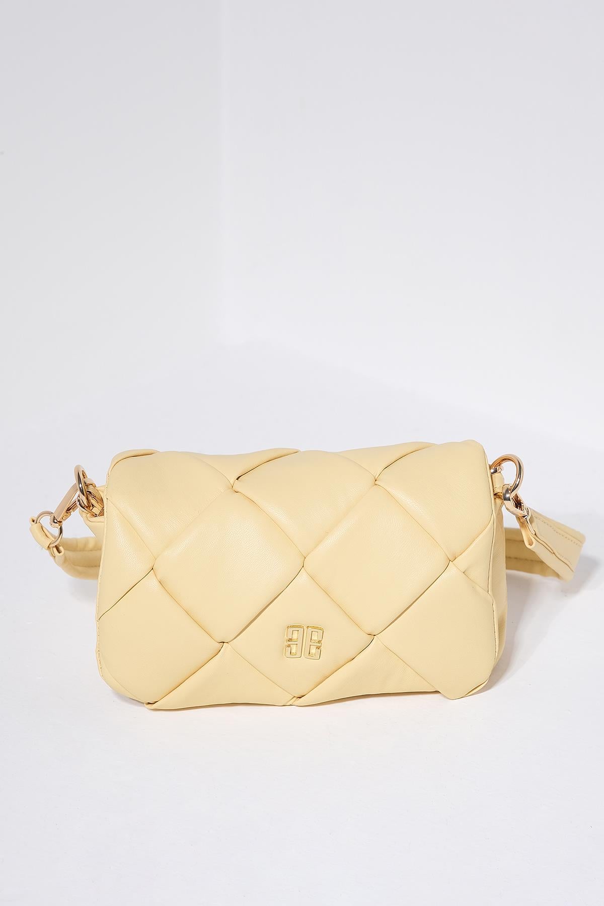 Zincir Askılı Mini Puf Çanta