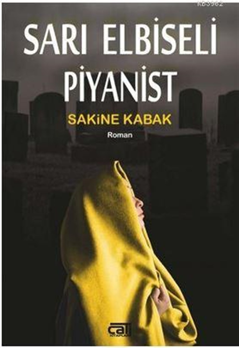 Sarı Elbiseli Piyanist