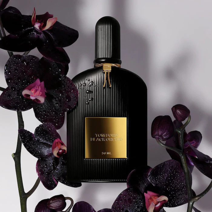 Tom Ford'un Siyah Orkidesi Ruhunuzu Çikolata Mürekkebi Uçurumun İçine Çekiyor