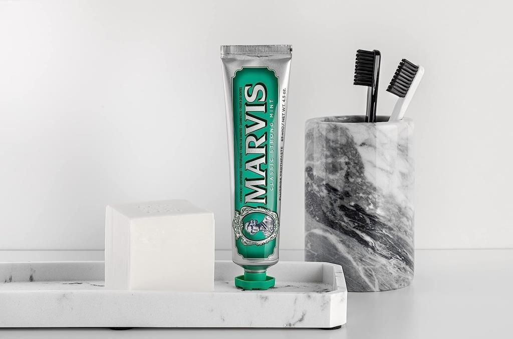 Marvis Classic Strong Mint Diş Macunu 85 ML