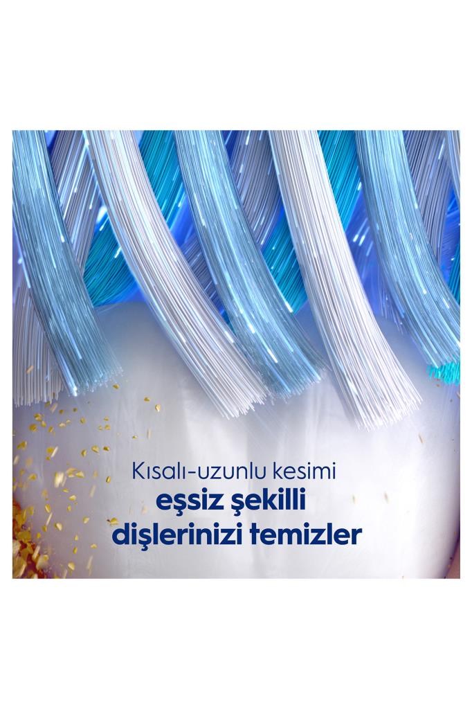 Oral-B Pro-Expert Advanced Derinlemesine Temizlik Diş Fırçası