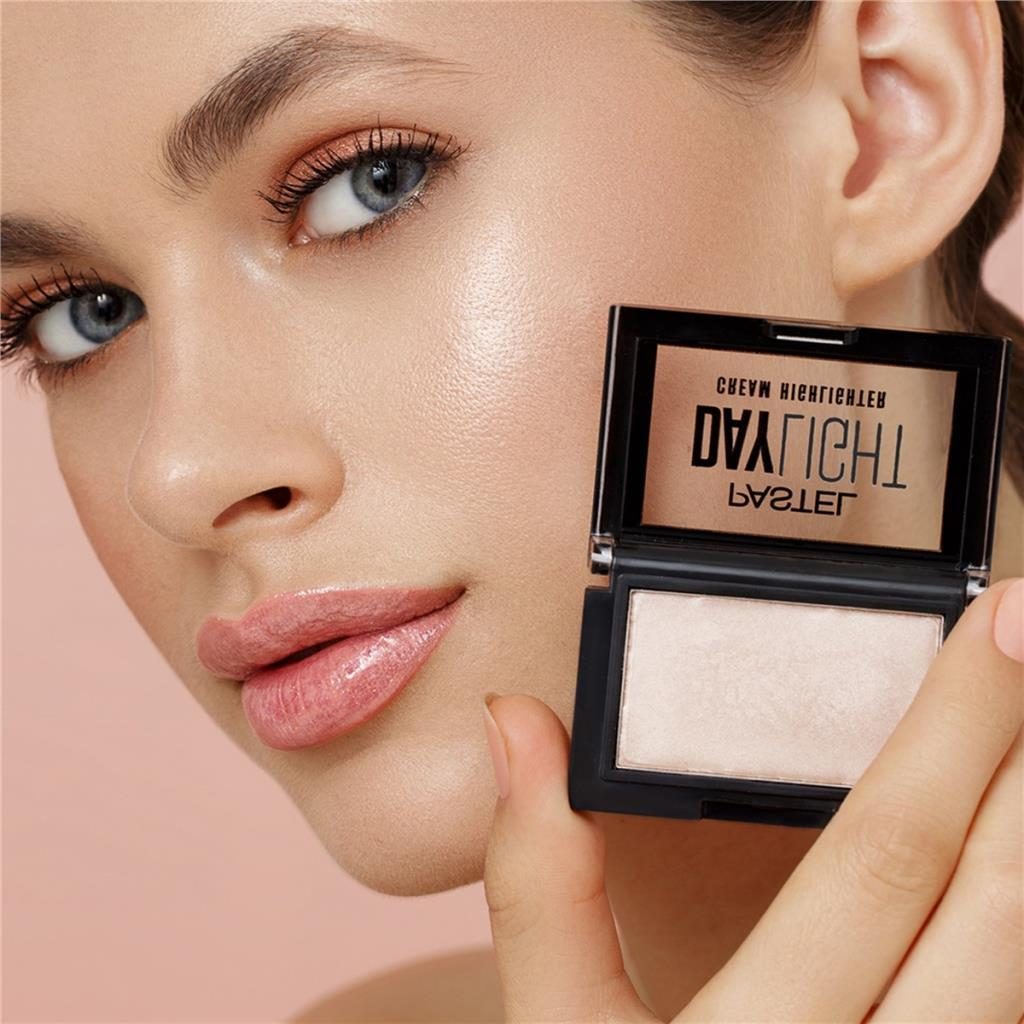 Pastel Daylight 11 Sunrise Cream Highlighter
