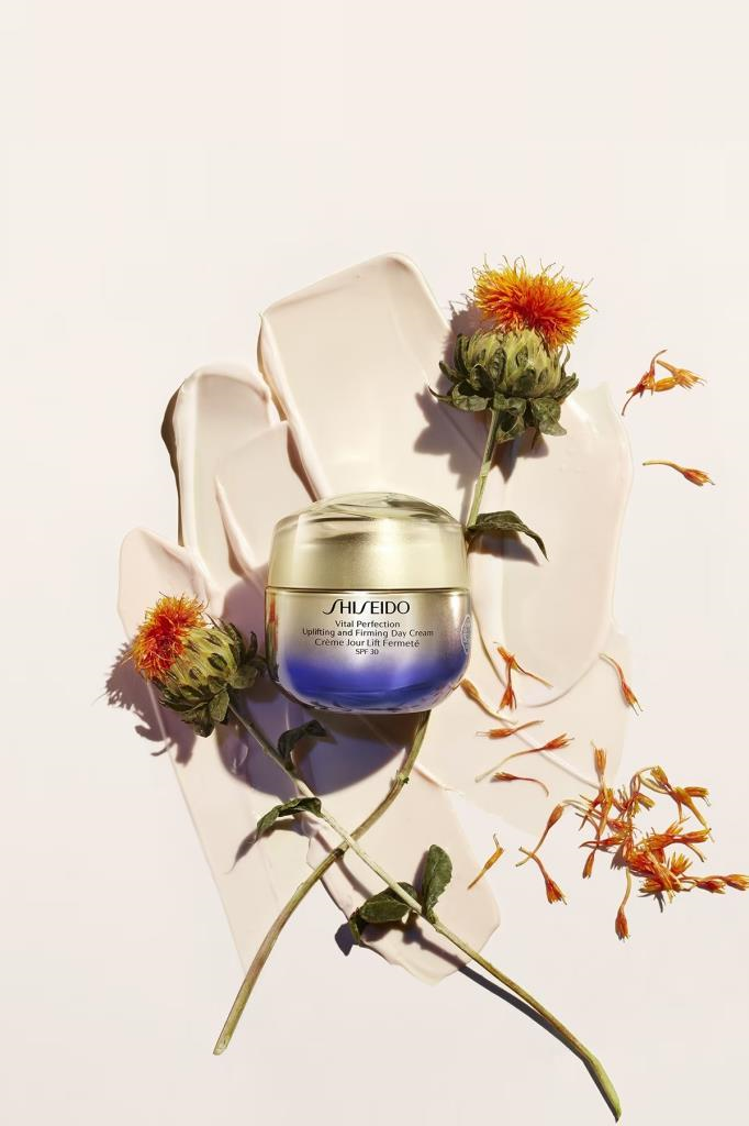 Shiseido Vital Perfection Uplifting Day Cream 50 ml Yüz Bakım Kremi