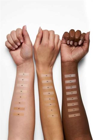 Golden Rose Silky Touch Compact Powder 03 Porcelain Pudra