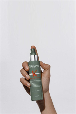 Kerastase Genesis Homme Spray De Force Güçlendirici Ve Şekillendirici Sprey 150 ml