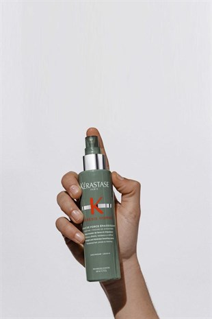 Kerastase Genesis Homme Spray De Force Güçlendirici Ve Şekillendirici Sprey 150 ml