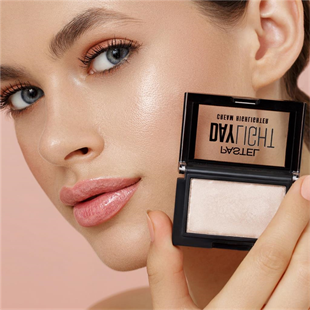 Pastel Daylight 11 Sunrise Cream Highlighter