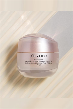 Shiseido Benefiance Wrinkle Smoothing DayCream 50 ml Yüz Bakım Kremi
