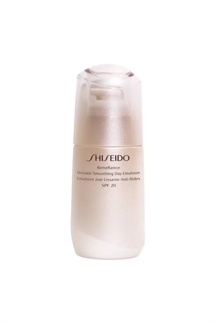 Shiseido Benefiance Wrinkle Smoothing Day Emulsion 75 ml Anti-age Nemlendirici
